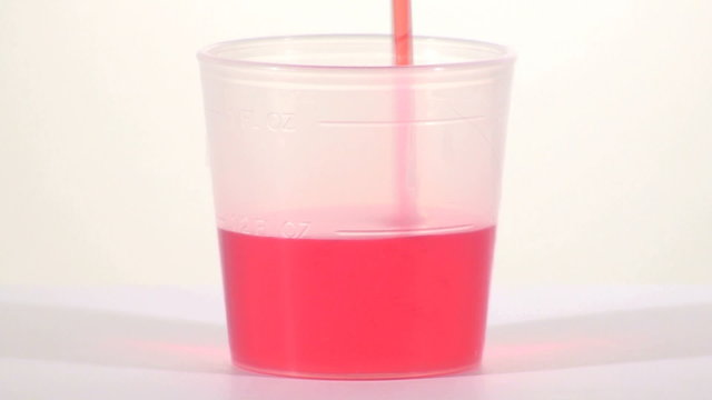 Liquid medicine pour - HD
