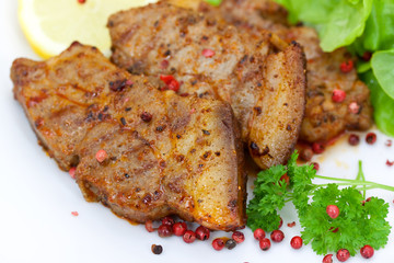 Bauchspeck vom Spanferkel-mariniert,gegrillt
