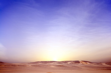 Fototapeta na wymiar sunrise in desert