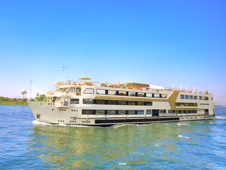 Images from Nile: Touristic cruise