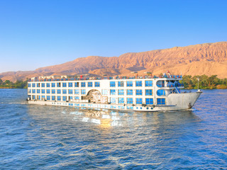 Naklejka premium Images from Nile: Touristic cruise
