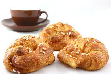 brioches con tazza orizzontale