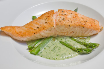 Salmon And Asparagus