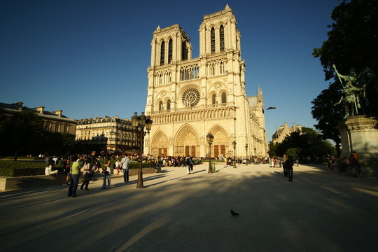 Edifice religieux paris 03