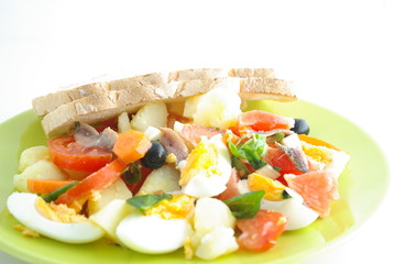 Salade et pain