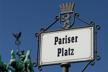 Fototapeta na wymiar Brandenburg Gate Pariser Platz Berlin Germany