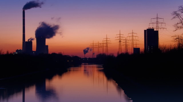 Kraftwerk am Wasser, Zeitraffer