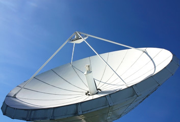telecommunications  satellite dish