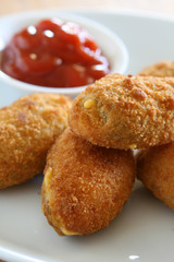 Jalapeno Poppers Stuffed with Cheese