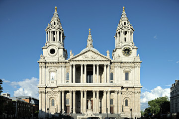 Fototapeta na wymiar Fasada St Pauls, City of London, Anglia, Wielka Brytania