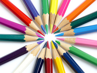 Circle of multicolored pencils