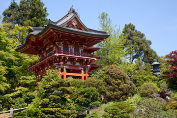 Fototapeta na wymiar Red Japanese Pagoda