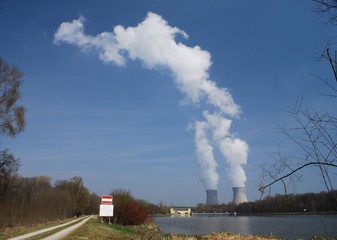 Air pollution from power plant, Danube