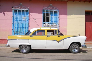 Papier Peint photo autocollant Voitures anciennes cubaines Trinité