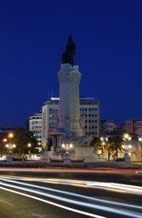 Fototapeta na wymiar Monument of Marques do Pombal in Lisbon (sunset)