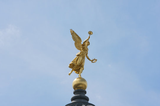 Fama, Dresden, Sachsen, Deutschland