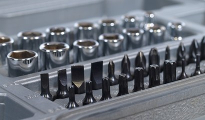Socket spanner and screwdriver bit set