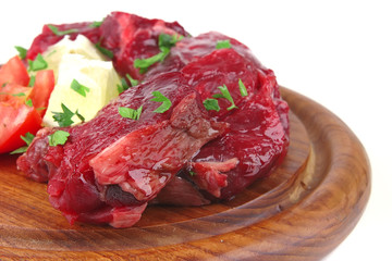 uncooked small beef chunks