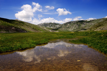 Fototapeta na wymiar View of a glacier lake in Macedonia