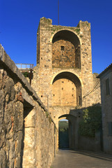 Toscana, Monteriggioni, Porta Romea - obrazy, fototapety, plakaty