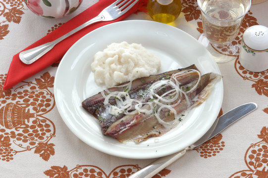 Aringhe marinate con polenta bianca - Antipasti di pesce