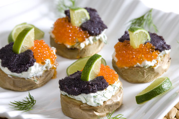 roasted potatoes wth caviar