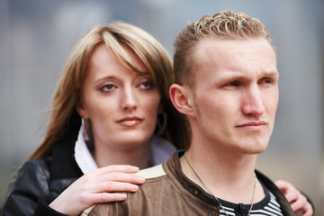 junges Paar zusammen