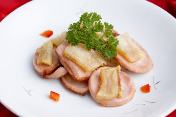 Gebratene Speck mit Wurst