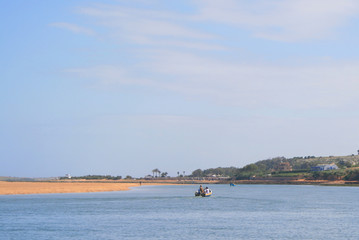 barque sur le littoral
