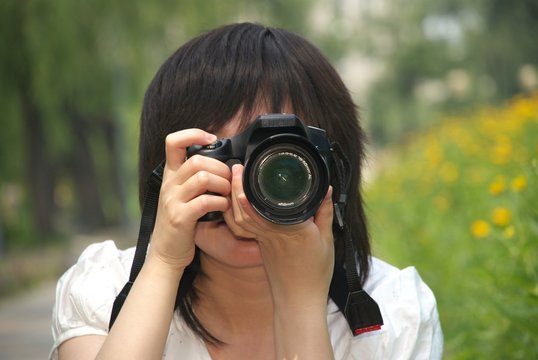 female photographer