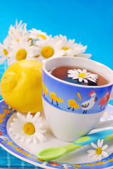 camomile and lemon  tea for child