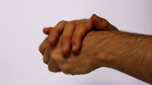 Hand eincremen