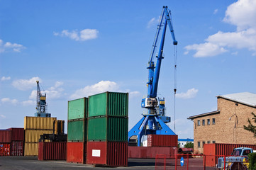 Cranes and Containers
