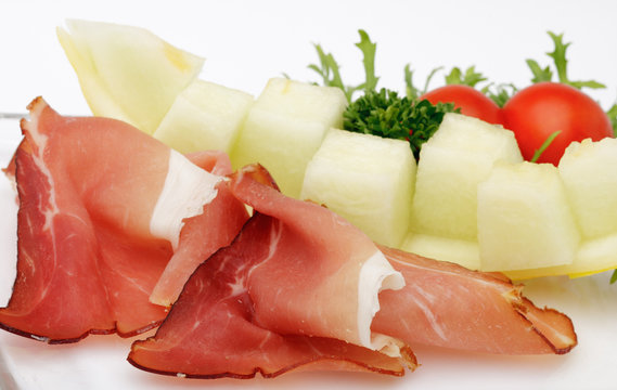 Schinken mit Melonenschiffchen