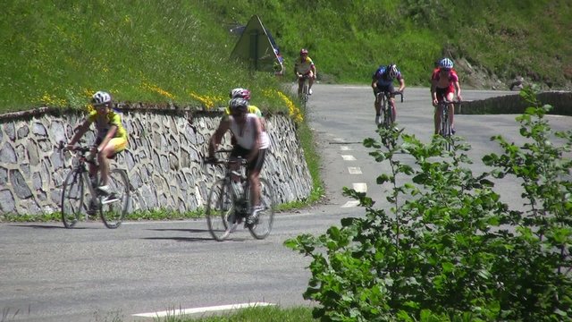 course cycliste en montagne