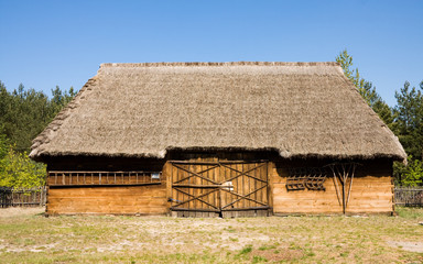 Fototapeta na wymiar Antique barn building