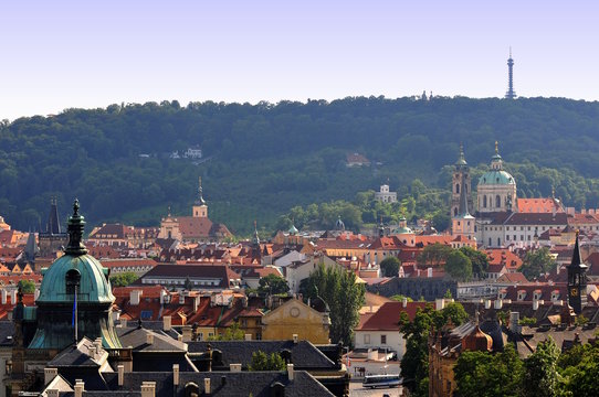 Hunderttürmige Prag