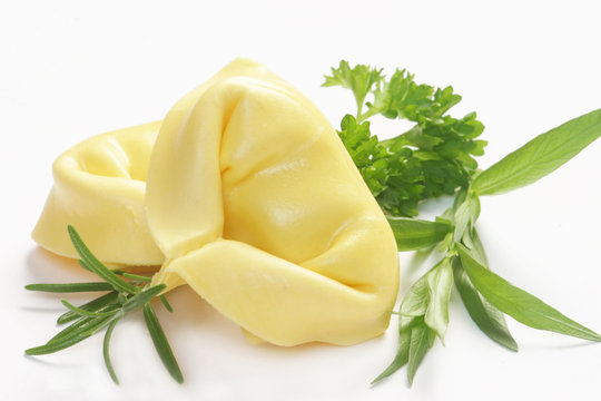 Raw Tortellini with Herbs