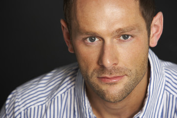 Obraz premium Studio Portrait Of Young Man