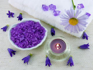 Fototapeta na wymiar Bath salt with the aroma of lavender for an aromatherapy