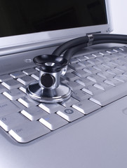 Stehoscope on laptop