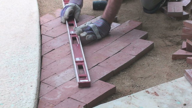 1080 Leveling bricks