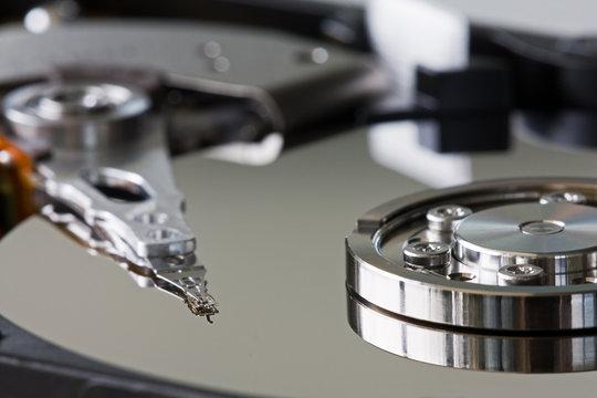 Hard Disk Drive