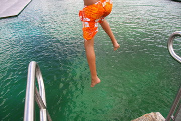 Fototapeta Sommer Spaß - Jumping Boy obraz