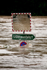 Überflutung bei Hochwasser nach Regen © Gina Sanders