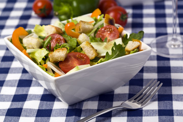 frischer und gesunder salat mix