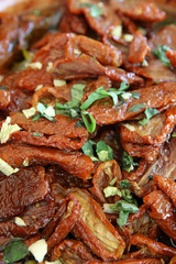Tomates séchées, réhydratées à l'huile olive, ail et basilic