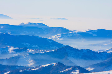 Fototapeta na wymiar Carpathian winter mountains