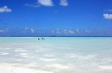Fototapeta na wymiar Wędkowanie Malediwach w lagunie