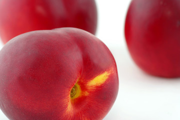 trois nectarines